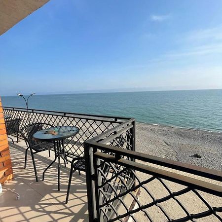 Leon Beach Hotel New Athos Zewnętrze zdjęcie