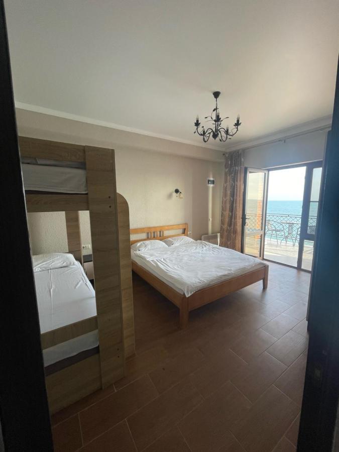 Leon Beach Hotel New Athos Zewnętrze zdjęcie