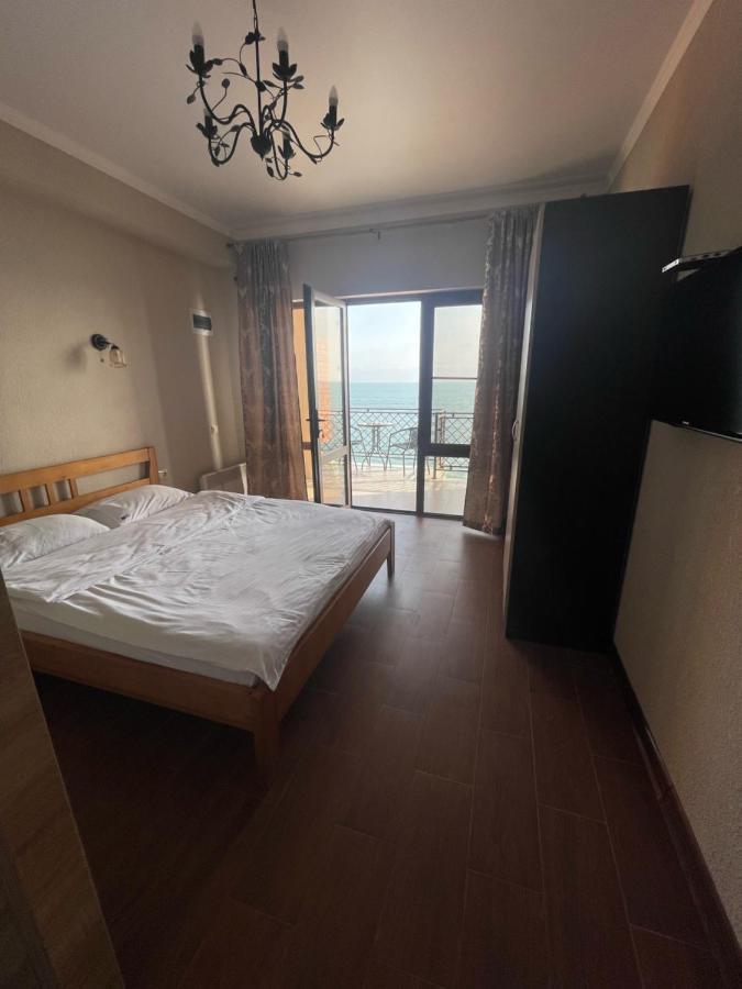 Leon Beach Hotel New Athos Zewnętrze zdjęcie